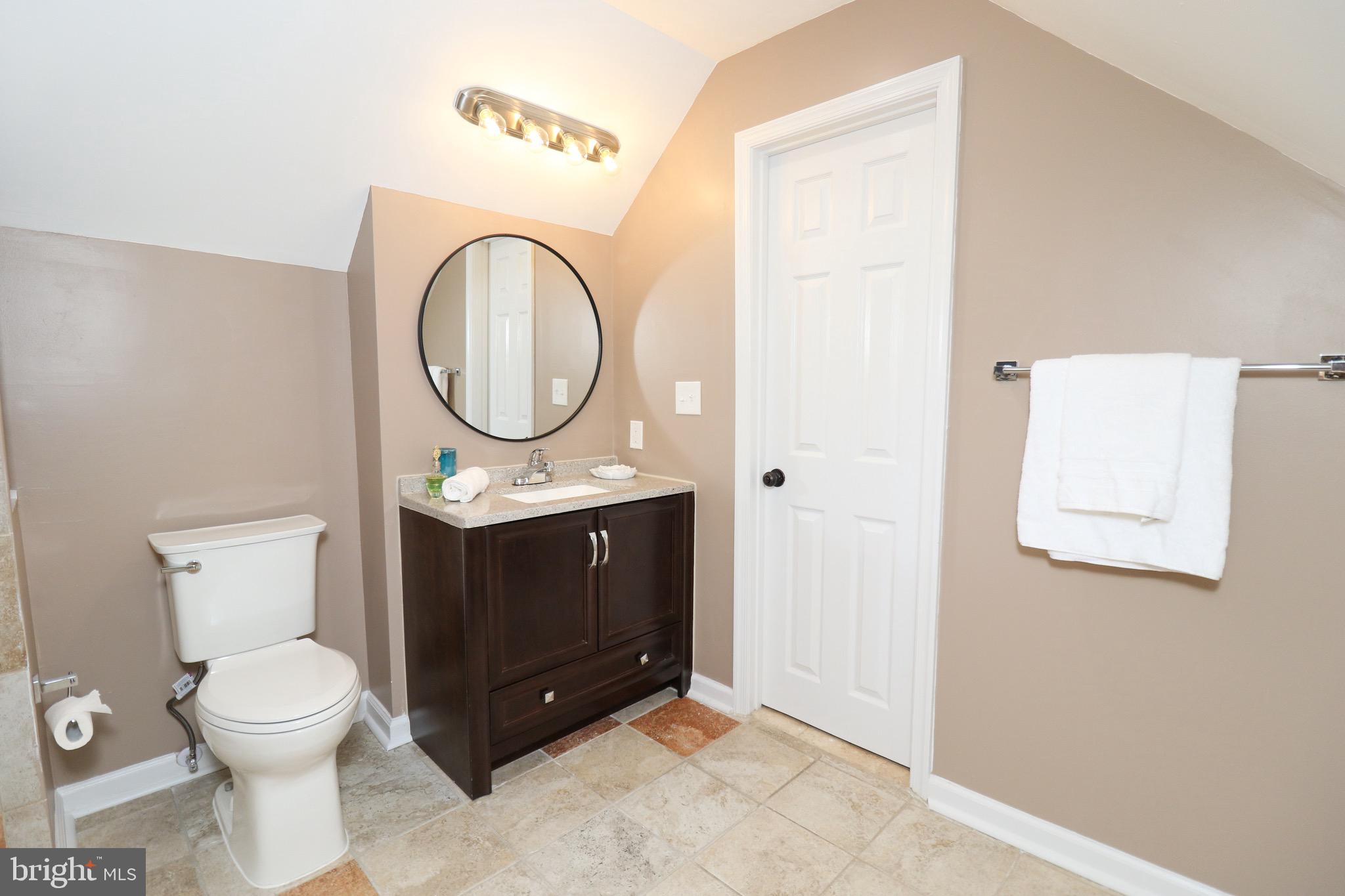 306 Lanark Way Silver Spring, MD 20901 - Photo 46 of 47 Upper Level Full Bathroom