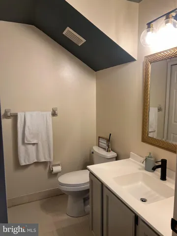 $2,200 | 104 Fairfield Court, Unit 104, Newtown Square, PA 19073