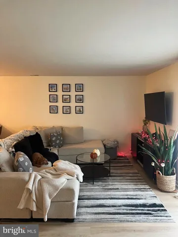 $2,200 | 104 Fairfield Court, Unit 104, Newtown Square, PA 19073