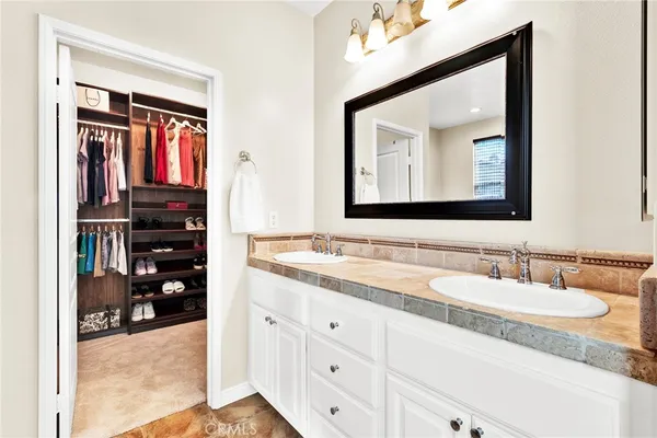 $1,595,800 | 347 Tall Oak, Irvine, CA 92603