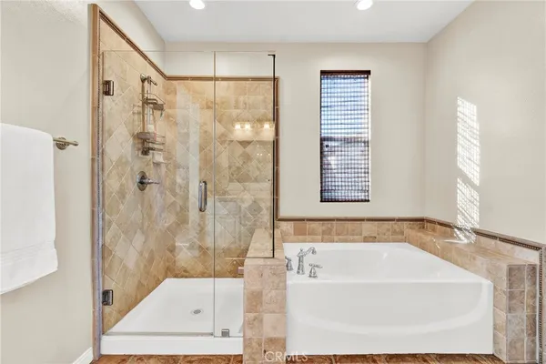 $1,595,800 | 347 Tall Oak, Irvine, CA 92603