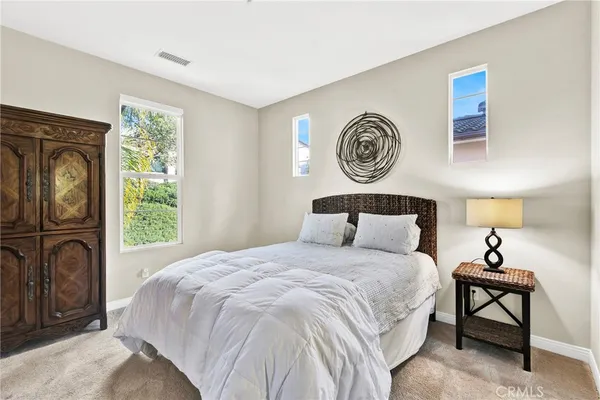 $1,595,800 | 347 Tall Oak, Irvine, CA 92603