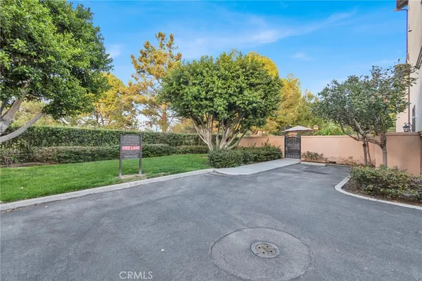 $1,595,800 | 347 Tall Oak, Irvine, CA 92603