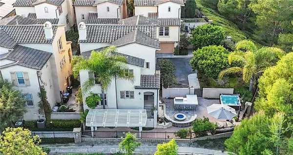 $1,595,800 | 347 Tall Oak, Irvine, CA 92603