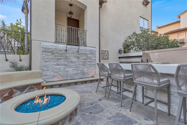 $1,595,800 | 347 Tall Oak, Irvine, CA 92603