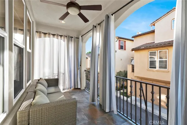 $1,595,800 | 347 Tall Oak, Irvine, CA 92603