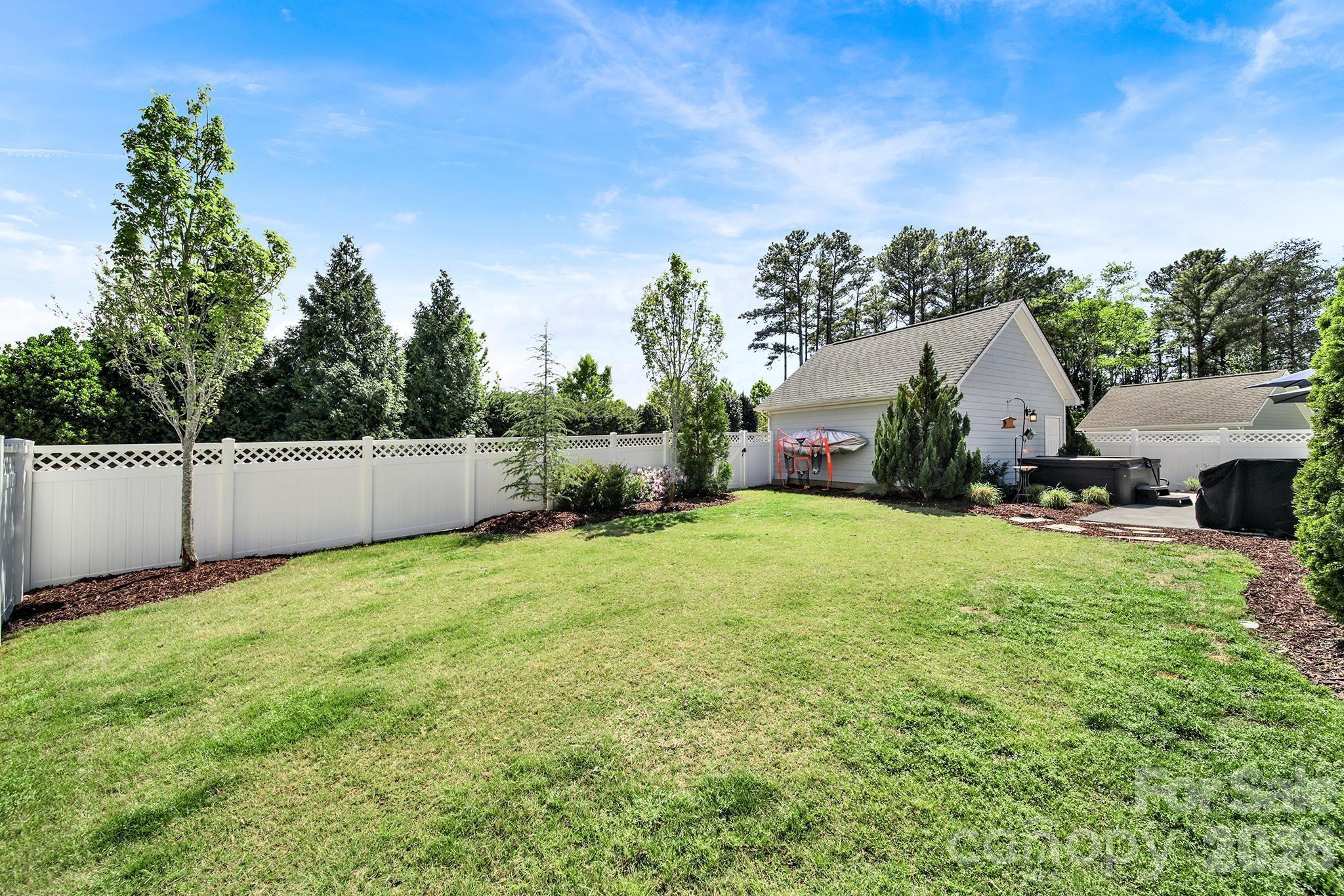 270 Helton Lane Fort Mill, SC 29708 - Photo 39 of 48 Gallery Image 39