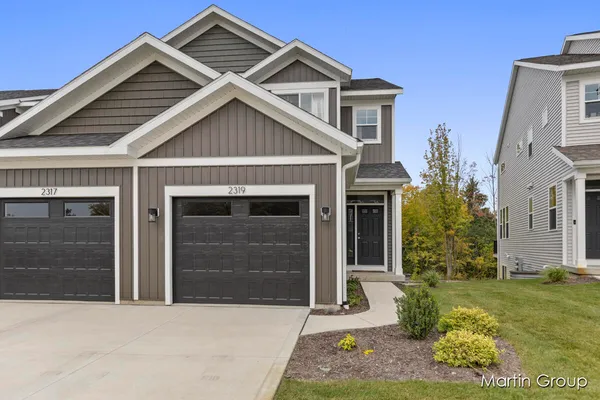 $379,900 | 2243 Watertown Way, Grand Rapids, MI 49505