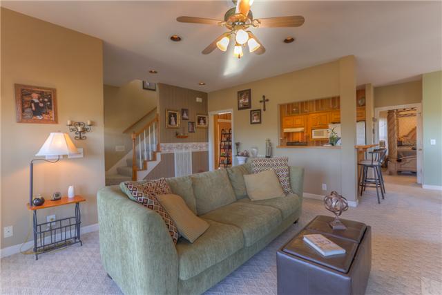 3569 Bethlehem Road Springfield, TN 37172 - Photo 8 of 20 Living Room w/fireplace
