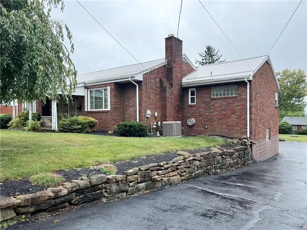$275,000 | 233 Reed Street, Lower Burrell, PA 15068