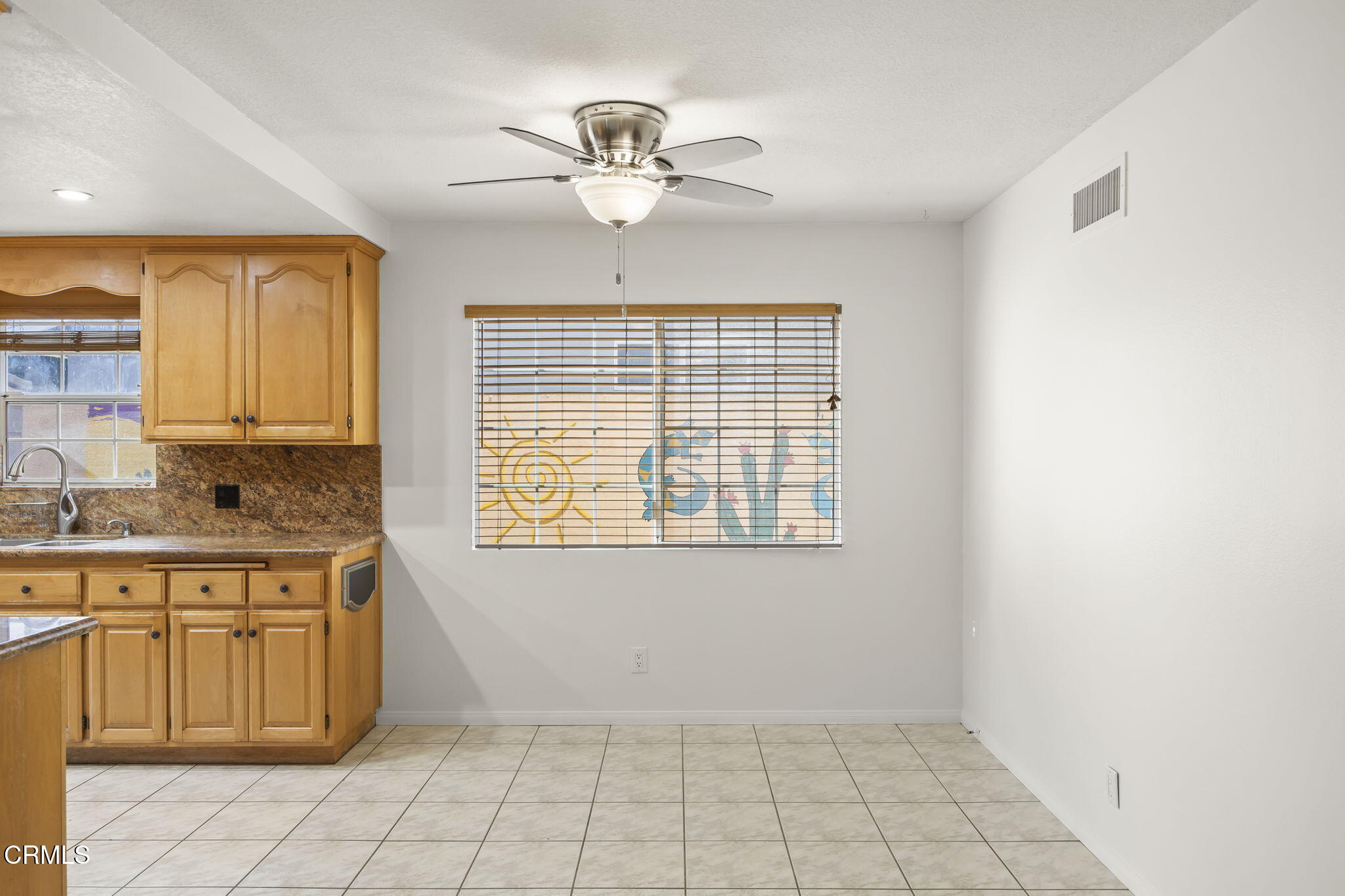 1014 Denver Place Oxnard, CA 93033 - Photo 20 of 48 21-web-or-mls-Upmarketmedia_1014Den-84