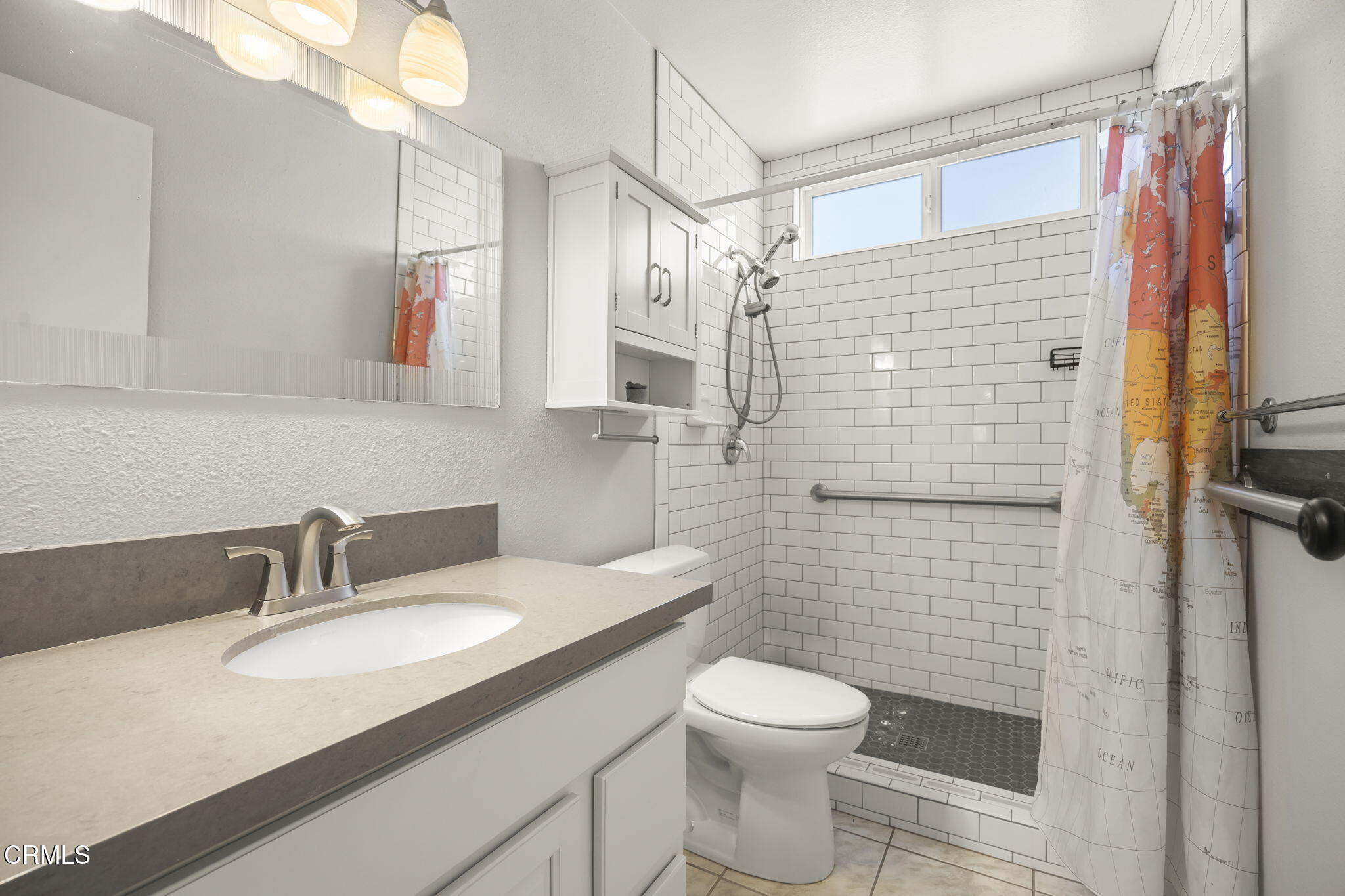 1014 Denver Place Oxnard, CA 93033 - Photo 30 of 48 30-web-or-mls-Upmarketmedia_1014Den-120