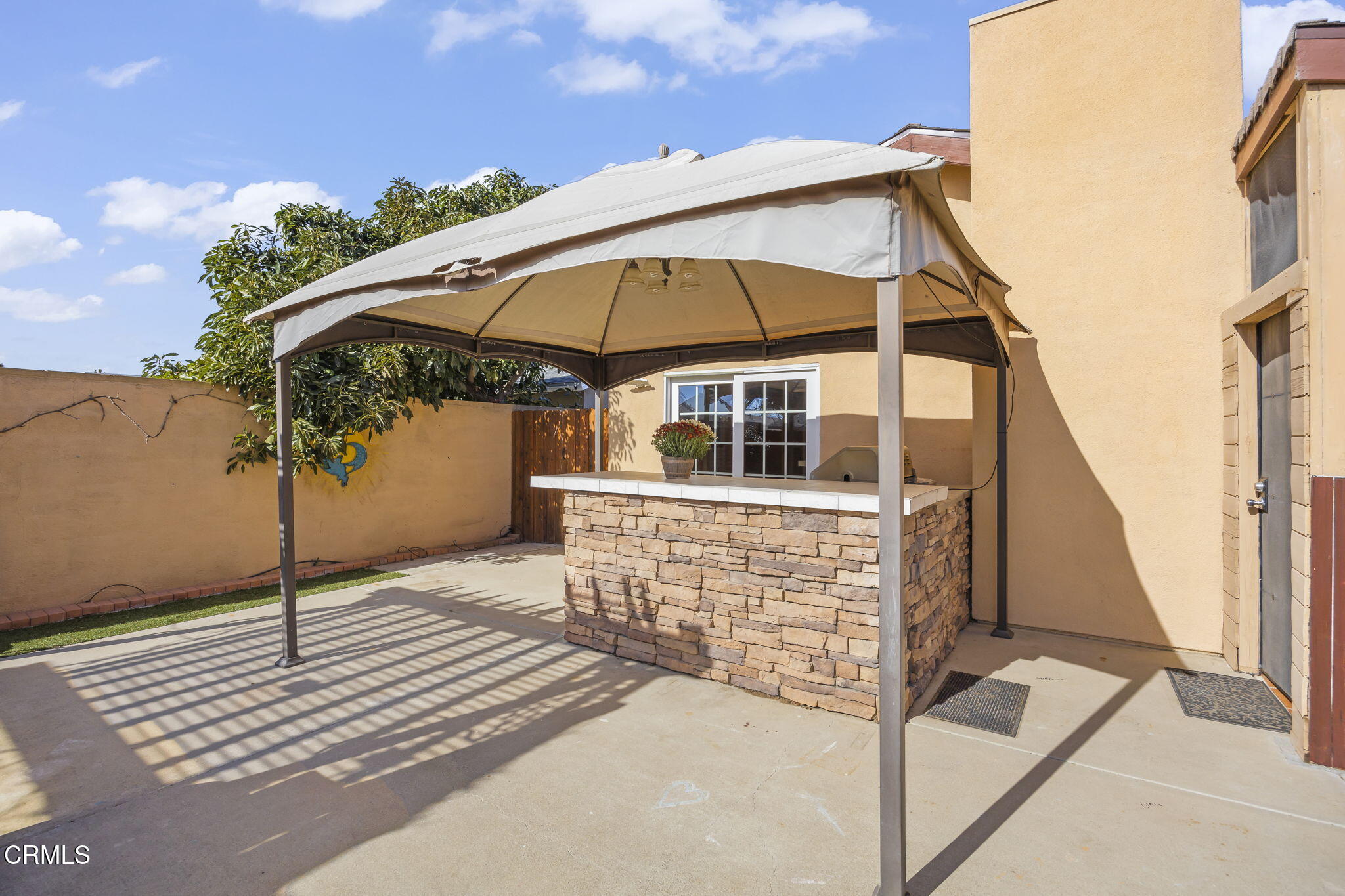 1014 Denver Place Oxnard, CA 93033 - Photo 35 of 48 35-web-or-mls-Upmarketmedia_1014Den-137