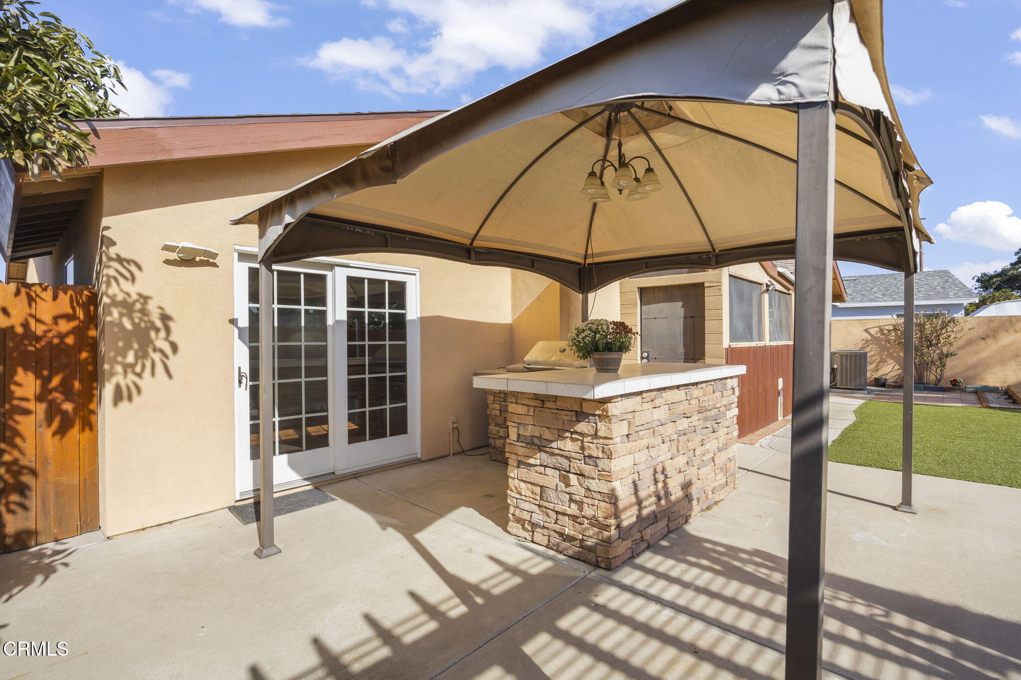 1014 Denver Place Oxnard, CA 93033 - Photo 36 of 48 36-web-or-mls-Upmarketmedia_1014Den-140