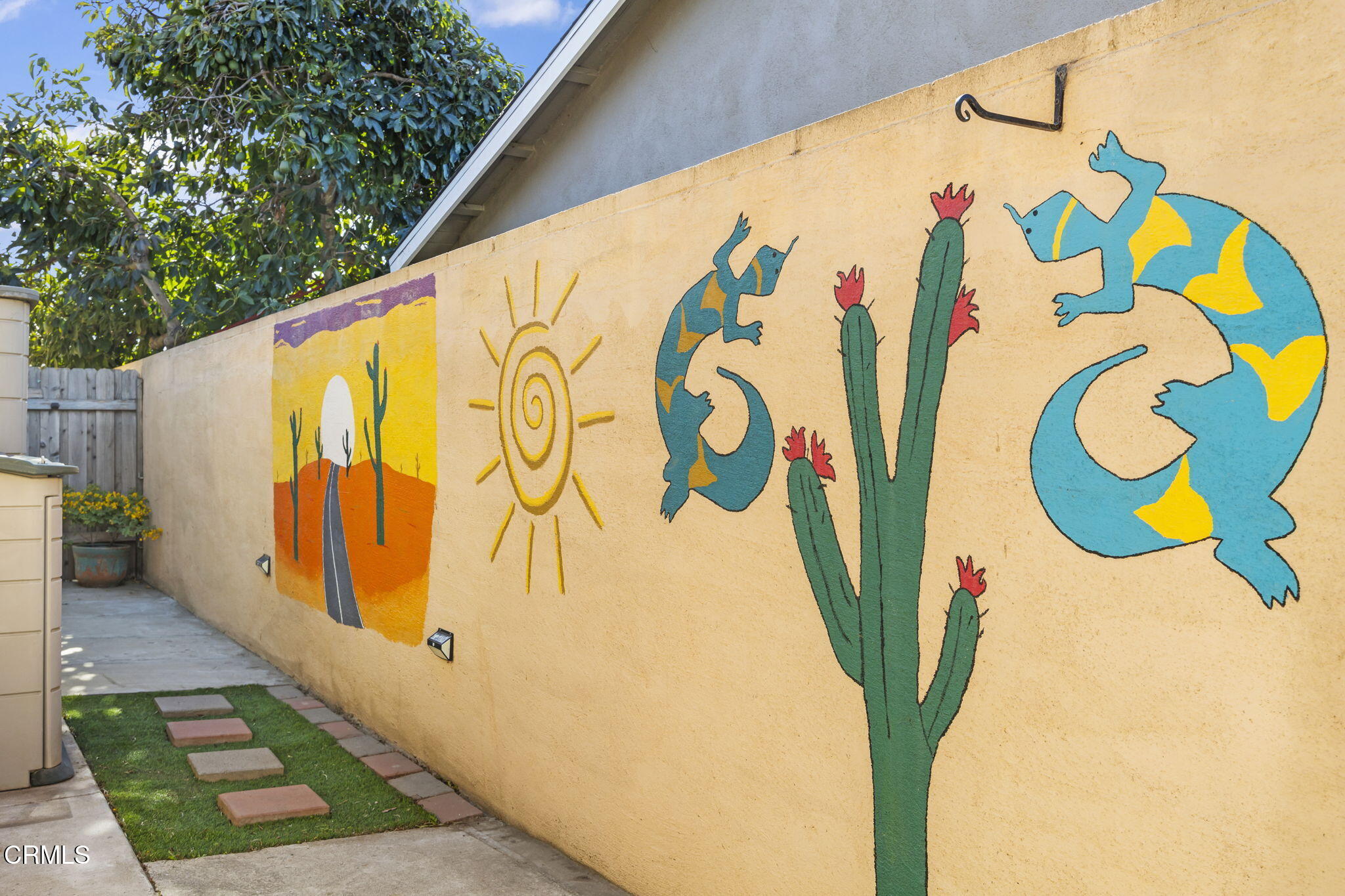 1014 Denver Place Oxnard, CA 93033 - Photo 44 of 48 44-web-or-mls-Upmarketmedia_1014Den-164