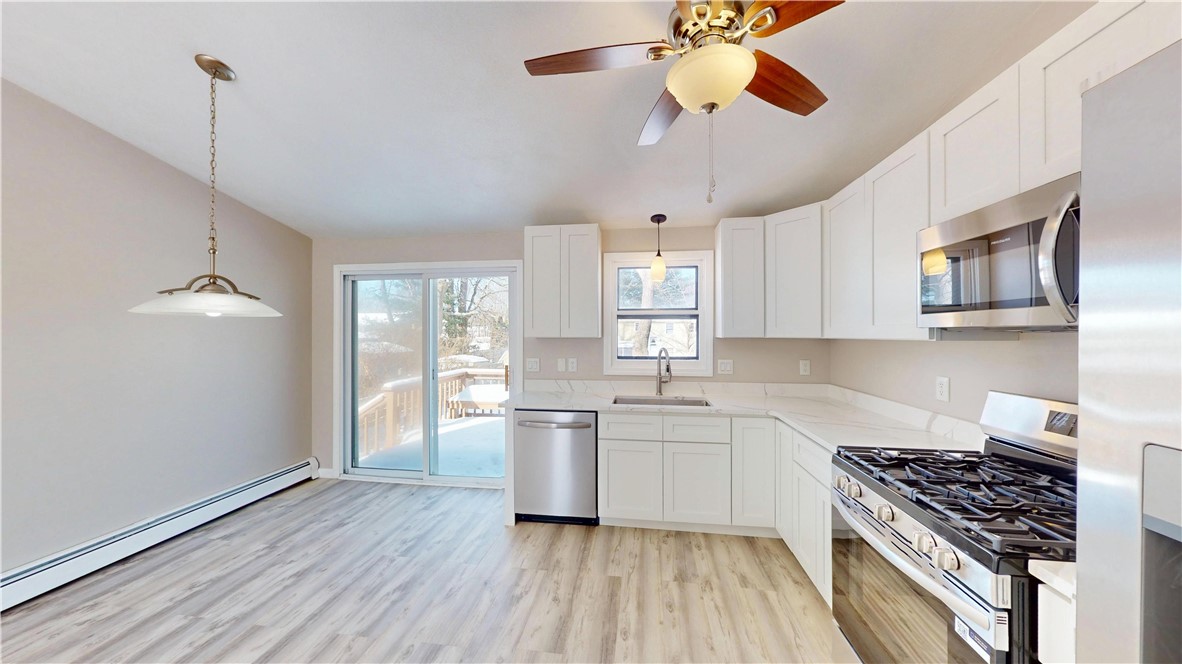 103 Brightside Avenue Warwick, RI 02889 - Photo 7 of 49