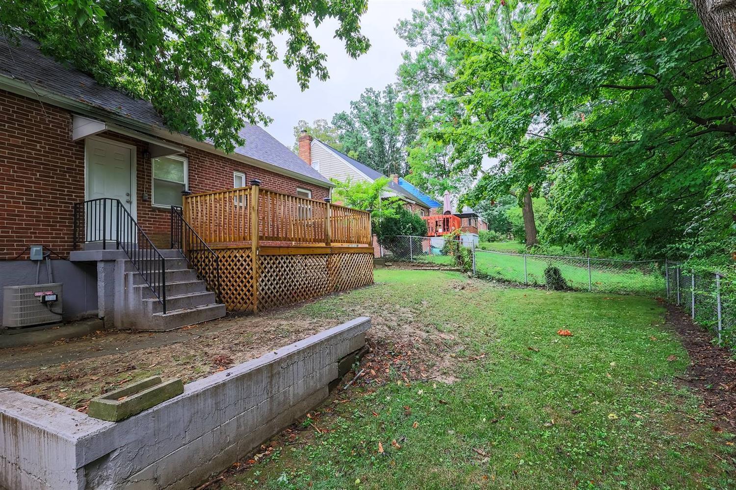 8061 Daly Road Cincinnati, OH 45224 - Photo 25 of 29