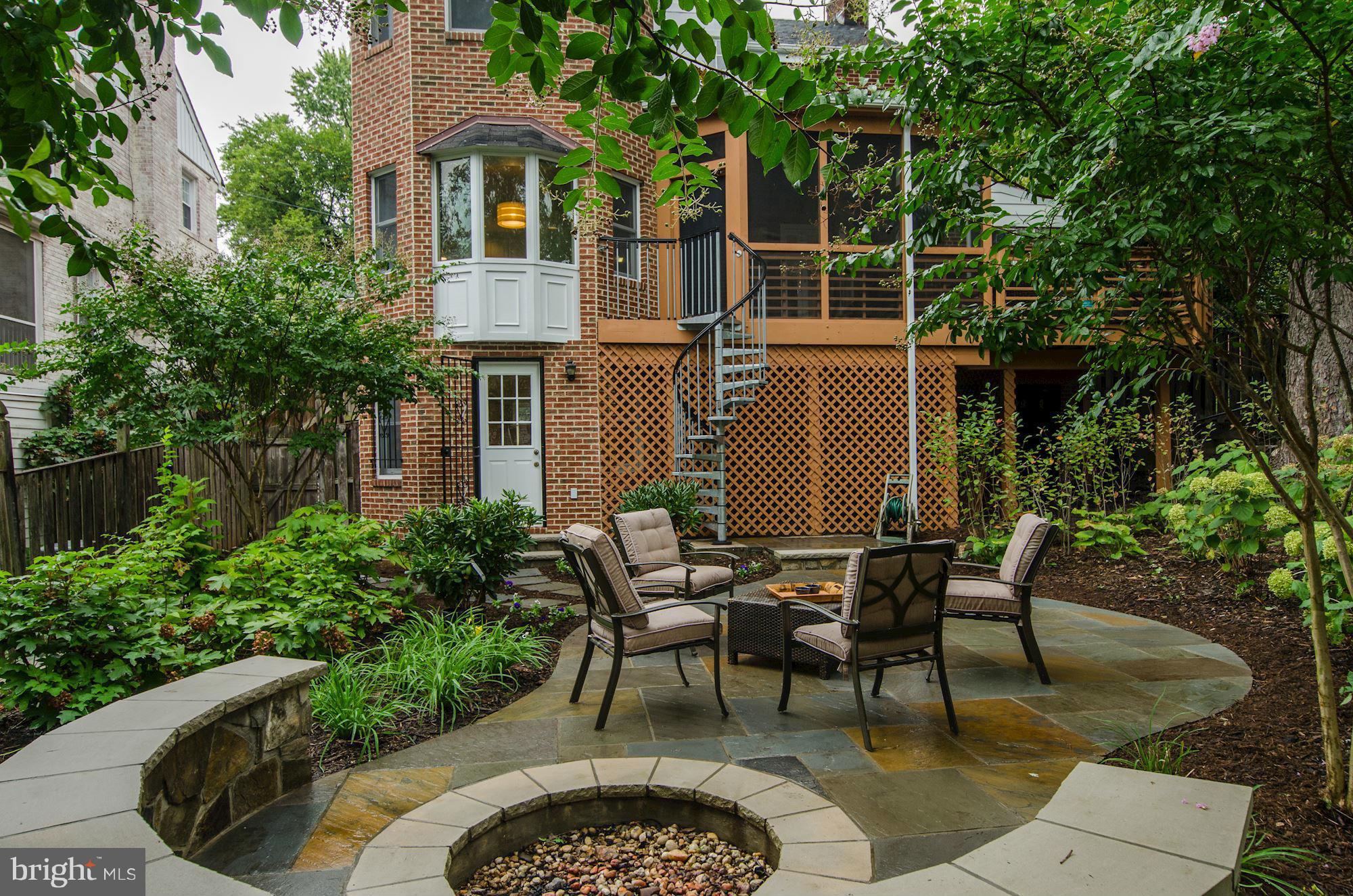 4756 Reservoir Road Northwest Washington, DC 20007 - Photo 29 of 30 Exterior (Rear)