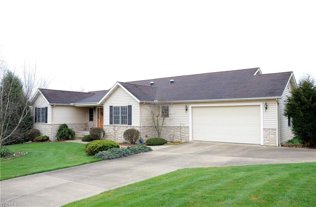 62959 James Road Cambridge, OH 43725 - Photo 2 of 29
