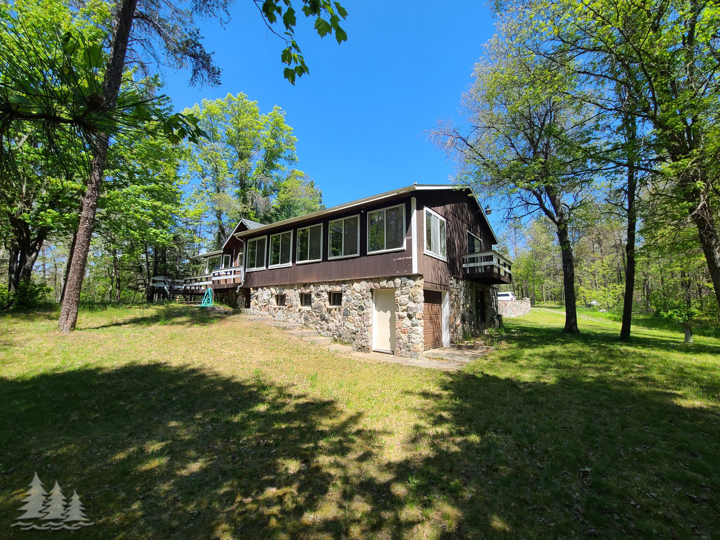 1855 Hill Road Lewiston, MI 49756 - Photo 4 of 47 Gallery Image 4