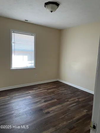 $1,850 | 1646 New Bern Street, Newport, NC 28570