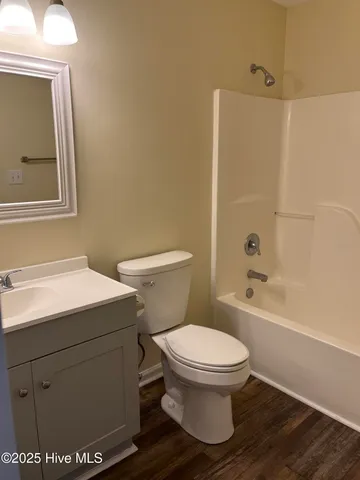 $1,950 | 1646 New Bern Street, Newport, NC 28570