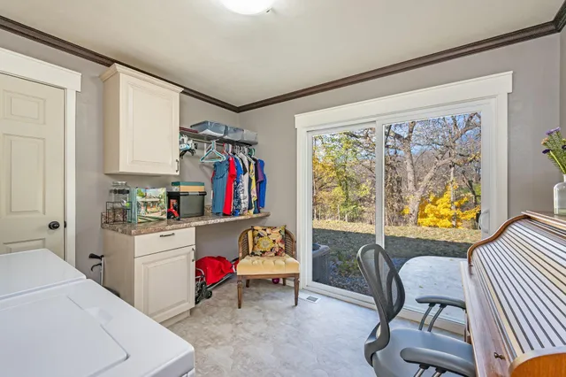 $199,900 | 110 Circle Drive, Jackson, MN 56143