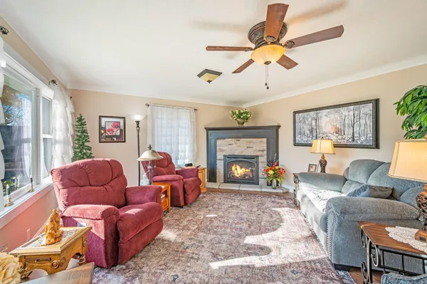 $199,900 | 110 Circle Drive, Jackson, MN 56143