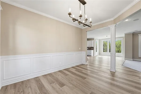 $675,000 | 324 Southeast Mill Creek Drive, Lee's Summit, MO 64063