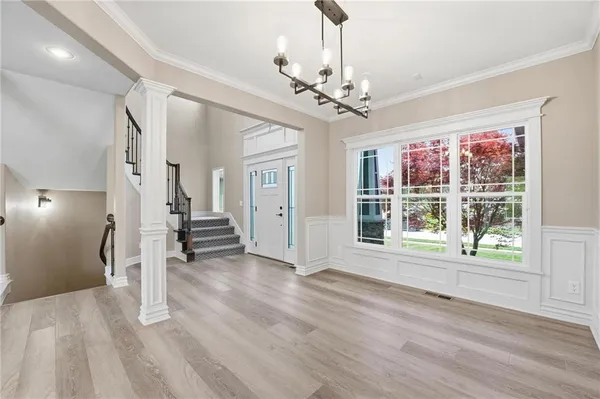 $675,000 | 324 Southeast Mill Creek Drive, Lee's Summit, MO 64063