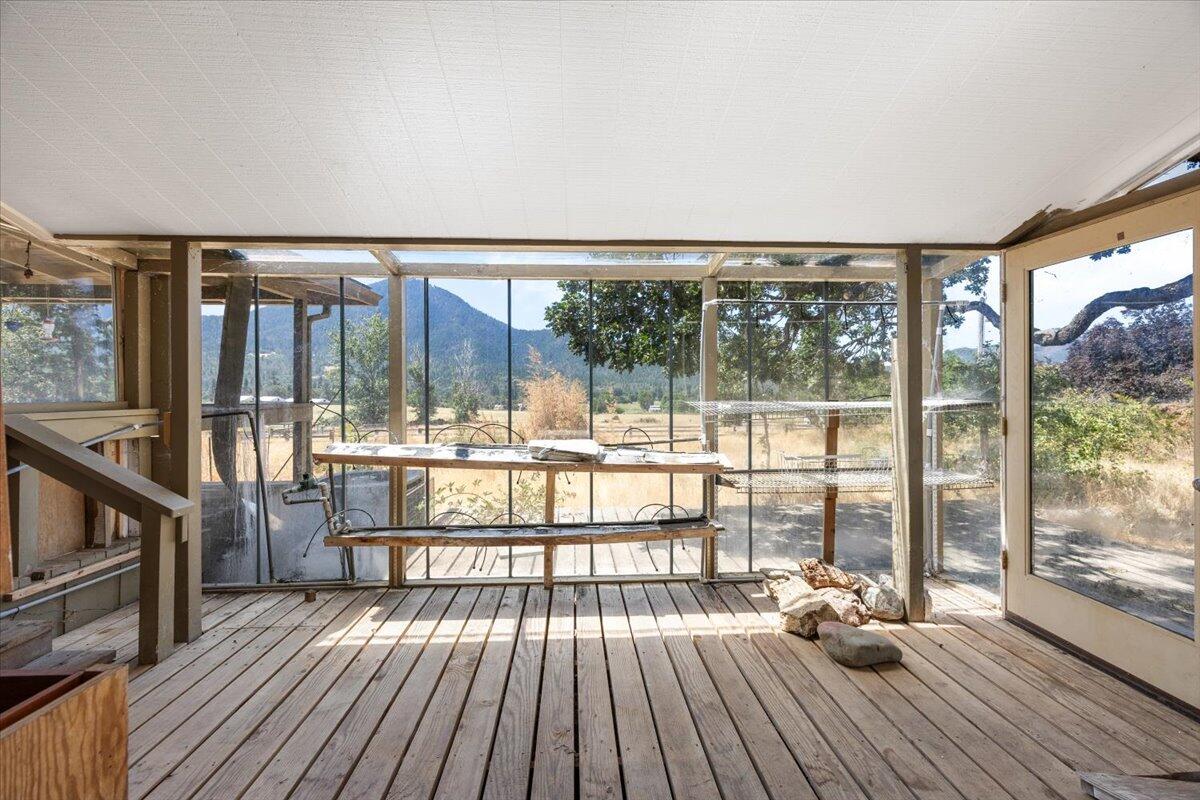 1518 Upper Applegate Road Jacksonville, OR 97530 - Photo 13 of 42 13-IMG_2103