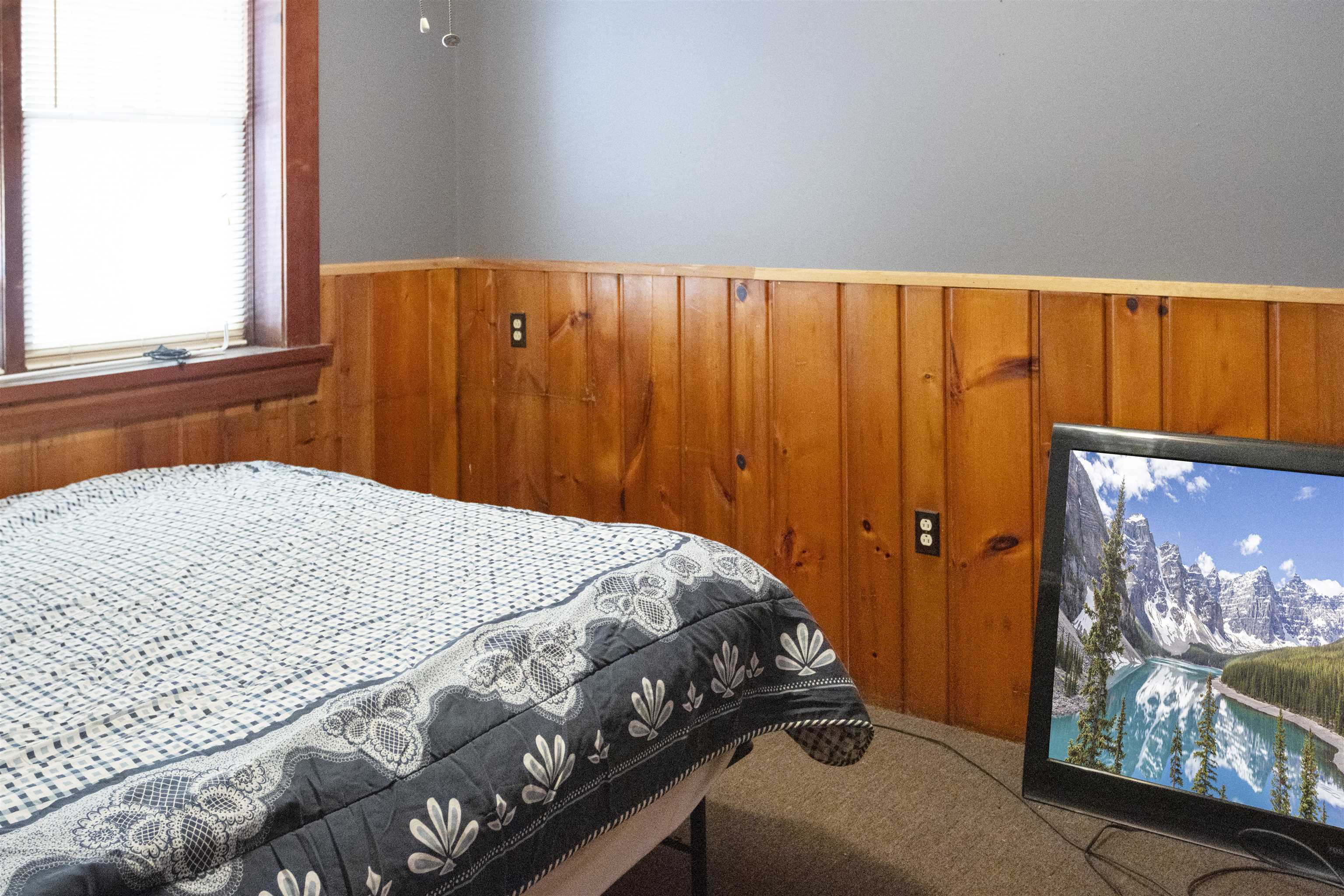 1001 Highway 47 Rio Grande, NJ 08242 - Photo 28 of 37 a bedroom with a bed and a window