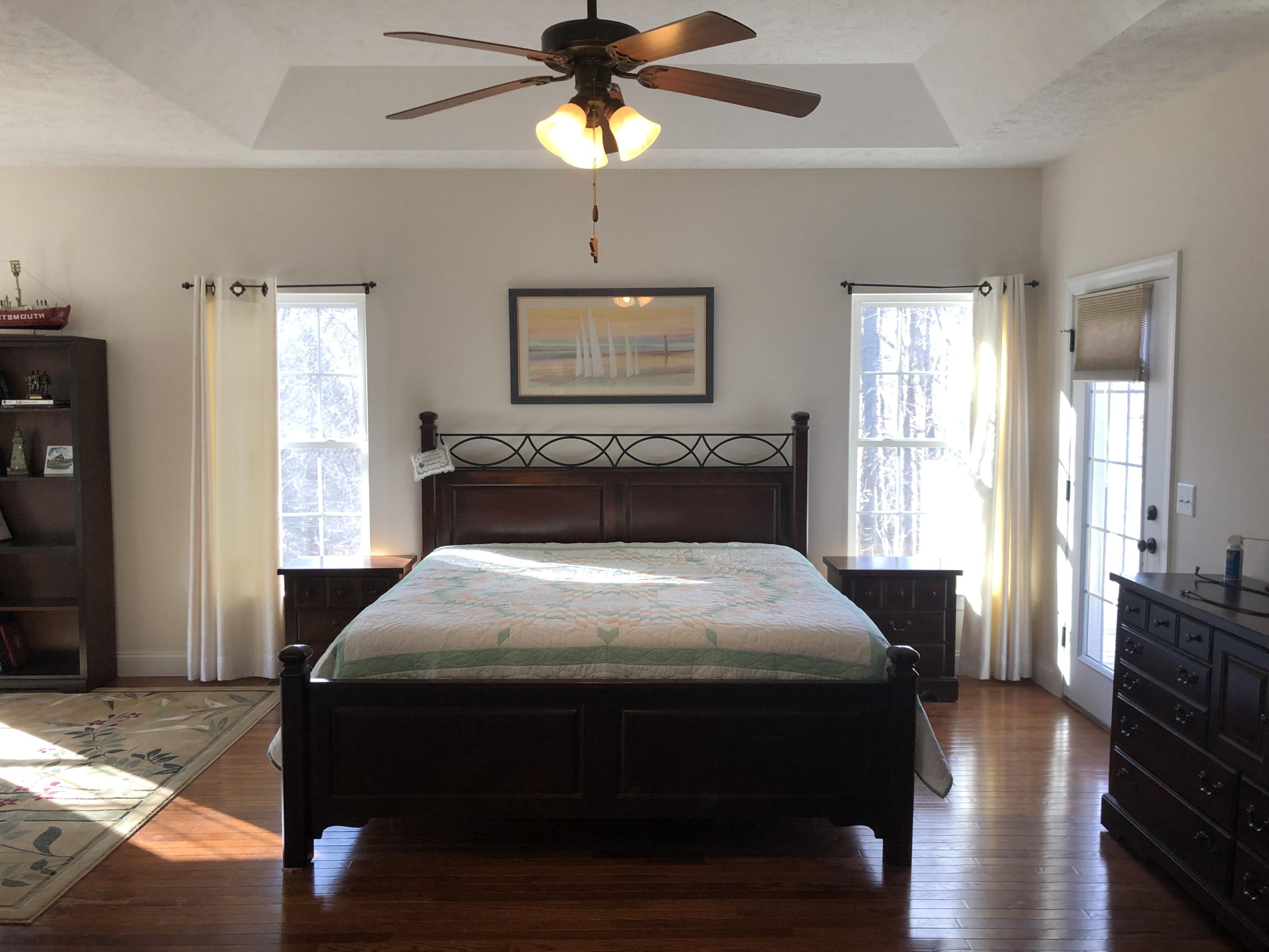 1173 Shady Run Road Vinton, VA 24179 - Photo 23 of 30 Master bedroom