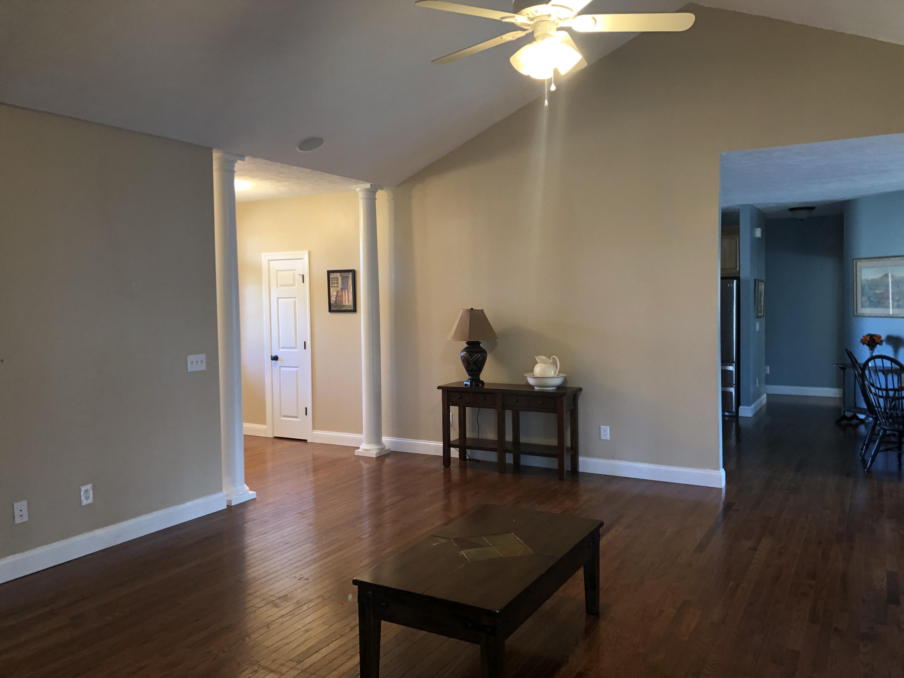 1173 Shady Run Road Vinton, VA 24179 - Photo 7 of 30 Living room, alternate 2