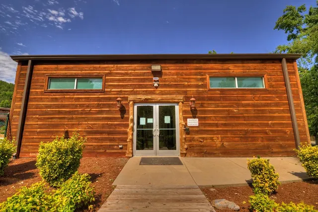 $499,999 | 687 Anderson Lane, Ranger, GA 30734