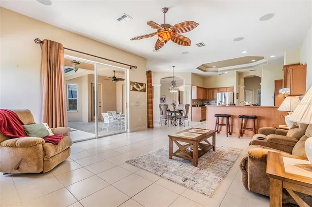 $675,000 | 34303 Sahalee Loop, Dade City, FL 33525