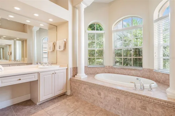 $589,000 | 34303 Sahalee Loop, Dade City, FL 33525