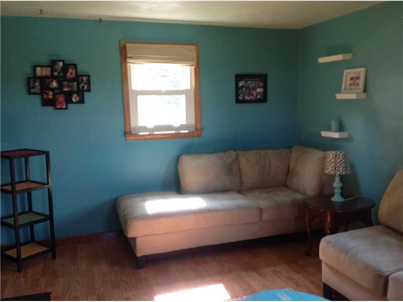 6430 Lamor Road Hermitage, PA 16148 - Photo 11 of 25 Family Room.