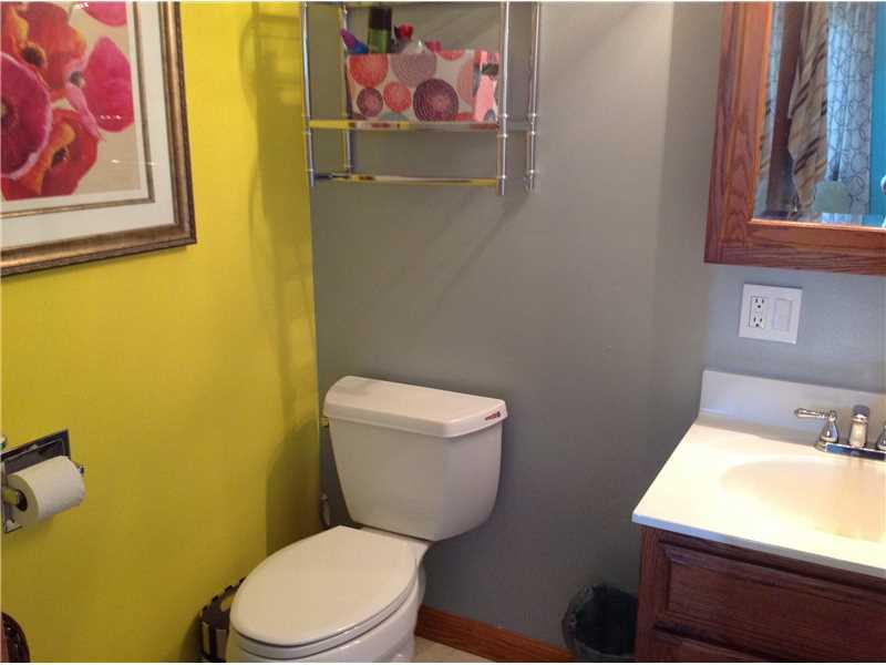 6430 Lamor Road Hermitage, PA 16148 - Photo 13 of 25 Full Bath.