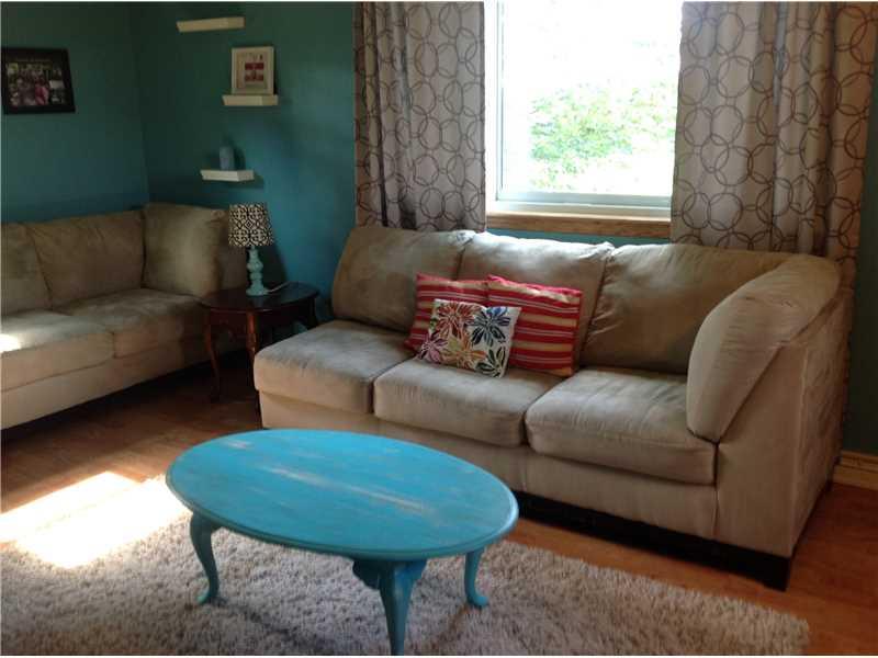 6430 Lamor Road Hermitage, PA 16148 - Photo 10 of 25 Family Room.