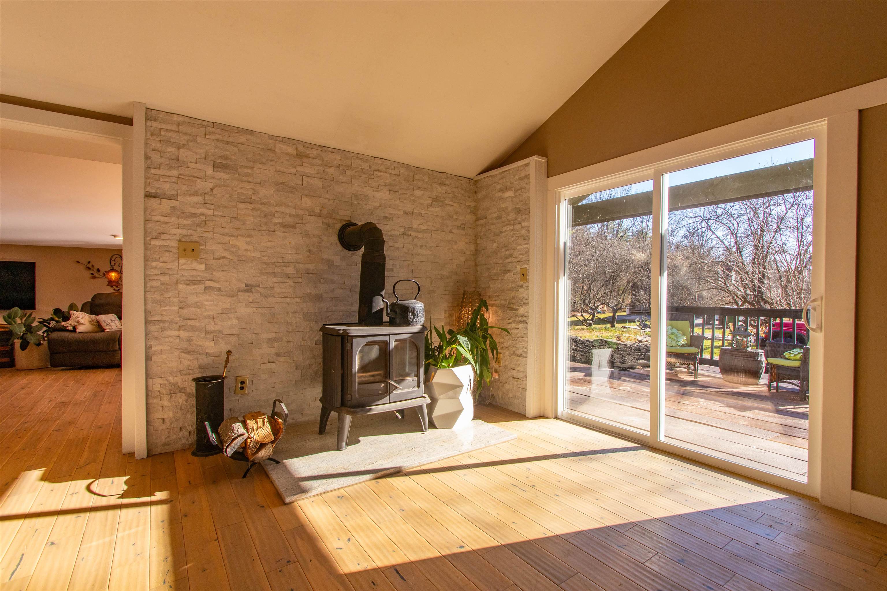 96 Colburn Road New Boston, NH 03070 - Photo 22 of 50 Gallery Image 22
