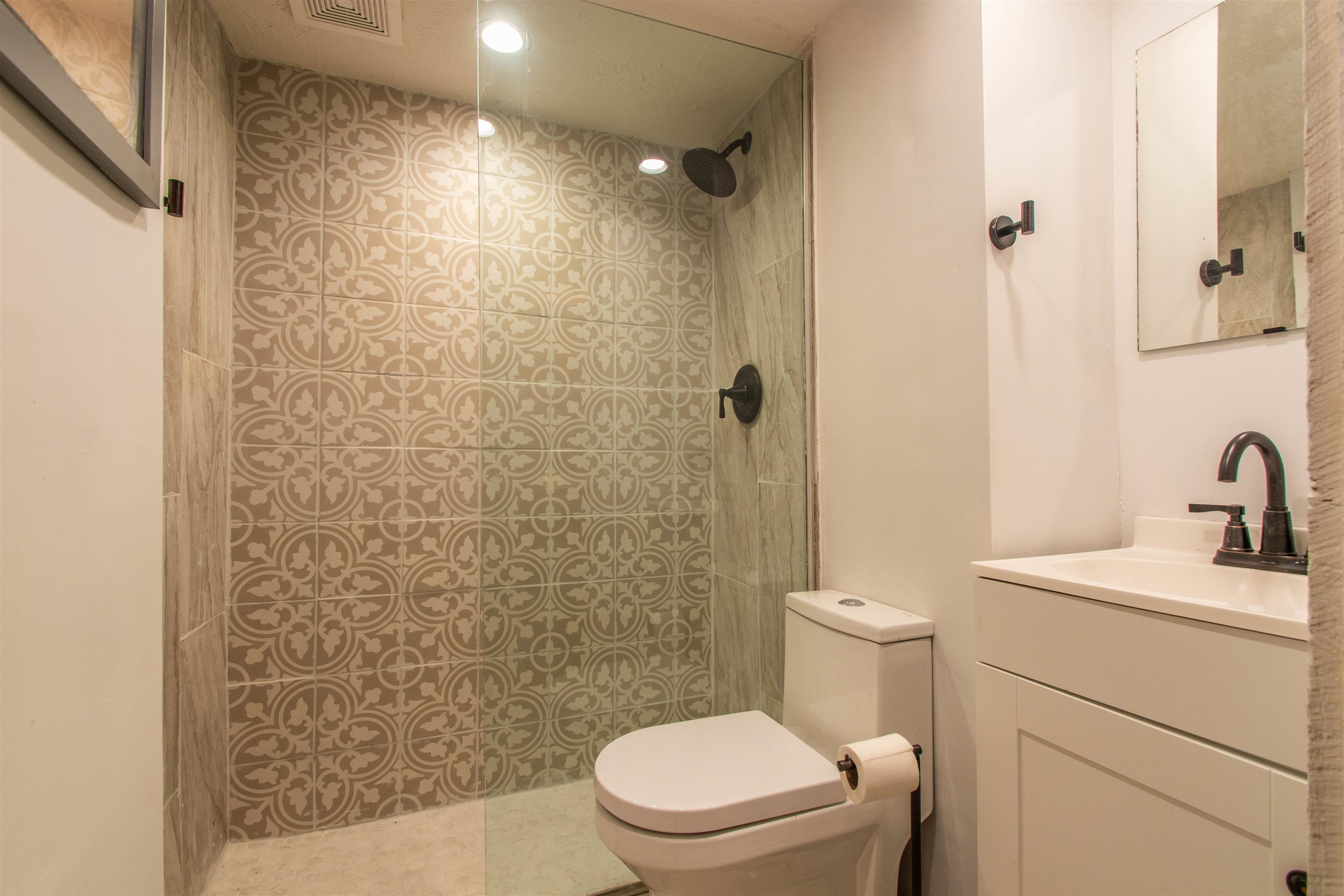 96 Colburn Road New Boston, NH 03070 - Photo 37 of 50 Gallery Image 37
