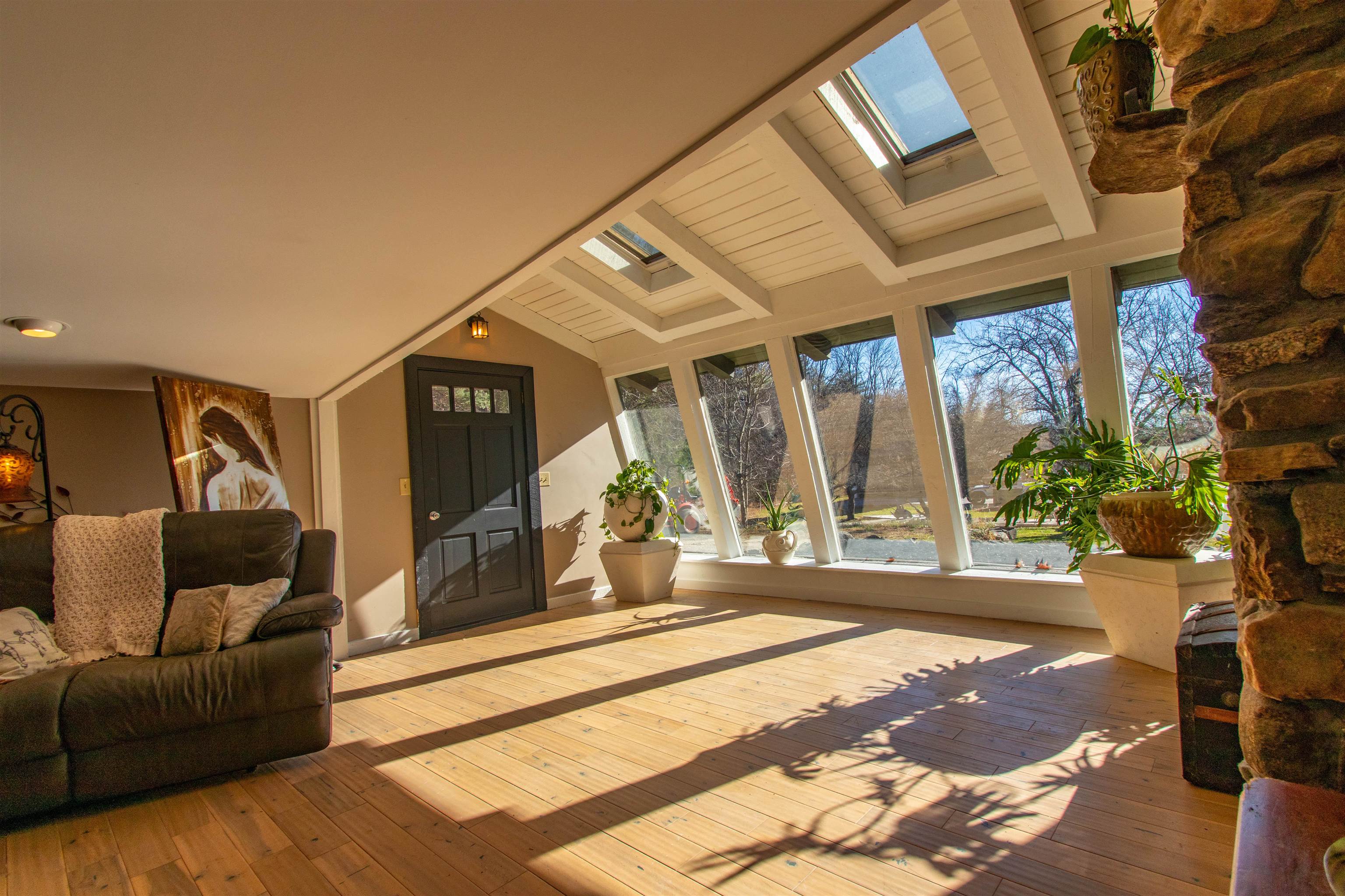 96 Colburn Road New Boston, NH 03070 - Photo 7 of 50 Gallery Image 7