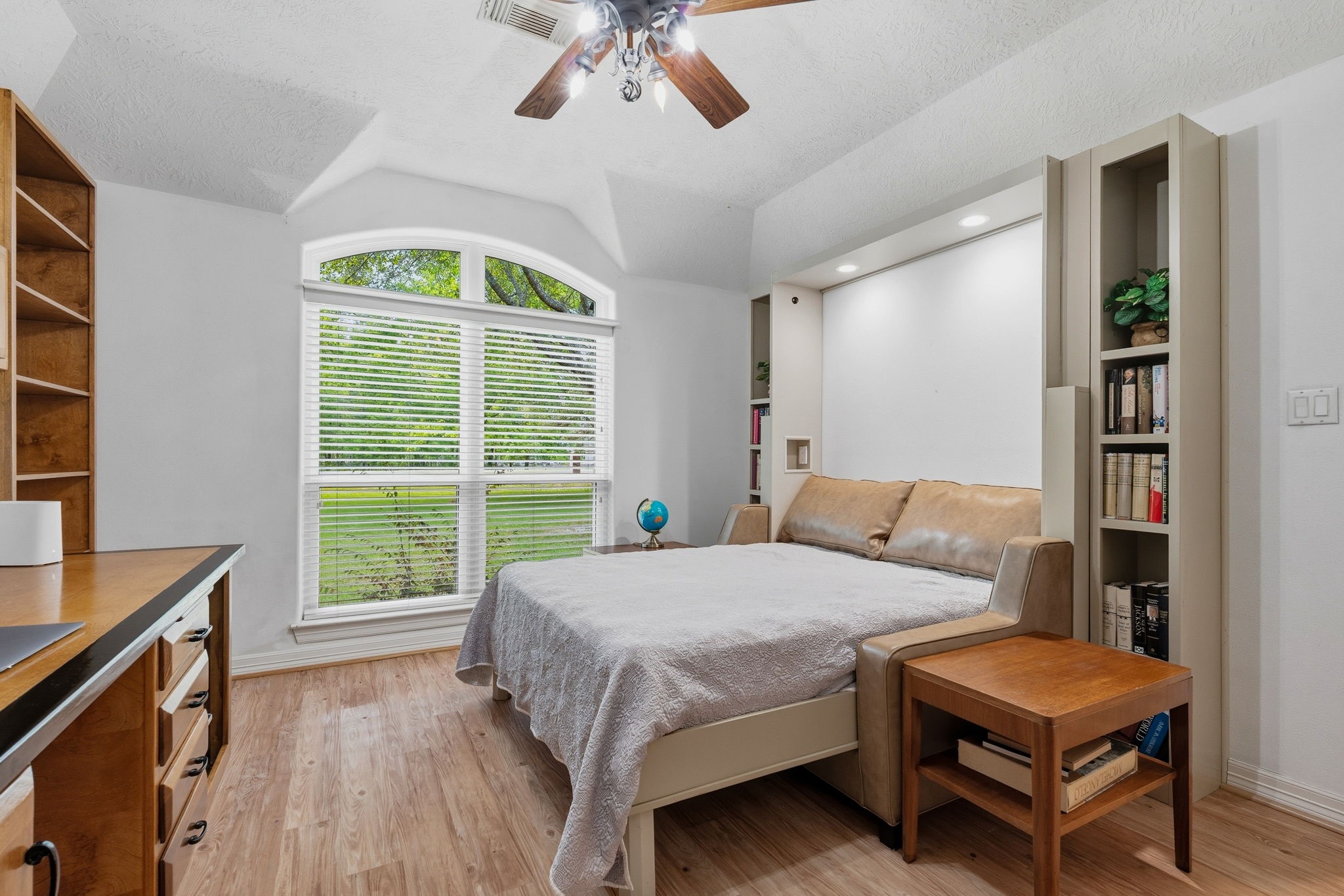 11714 Creek View Lane Conroe, TX 77385 - Photo 26 of 46 a bed room with a bed and a window