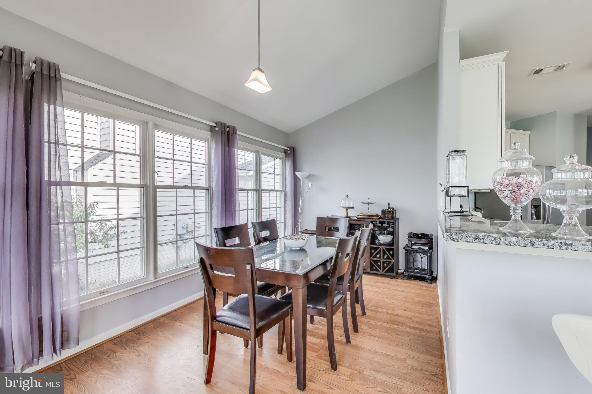 42647 Harris Street Chantilly, VA 20152 - Photo 13 of 54