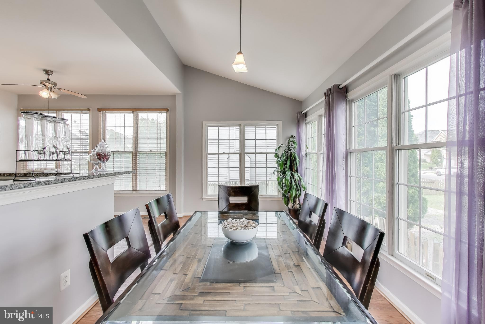 42647 Harris Street Chantilly, VA 20152 - Photo 14 of 54