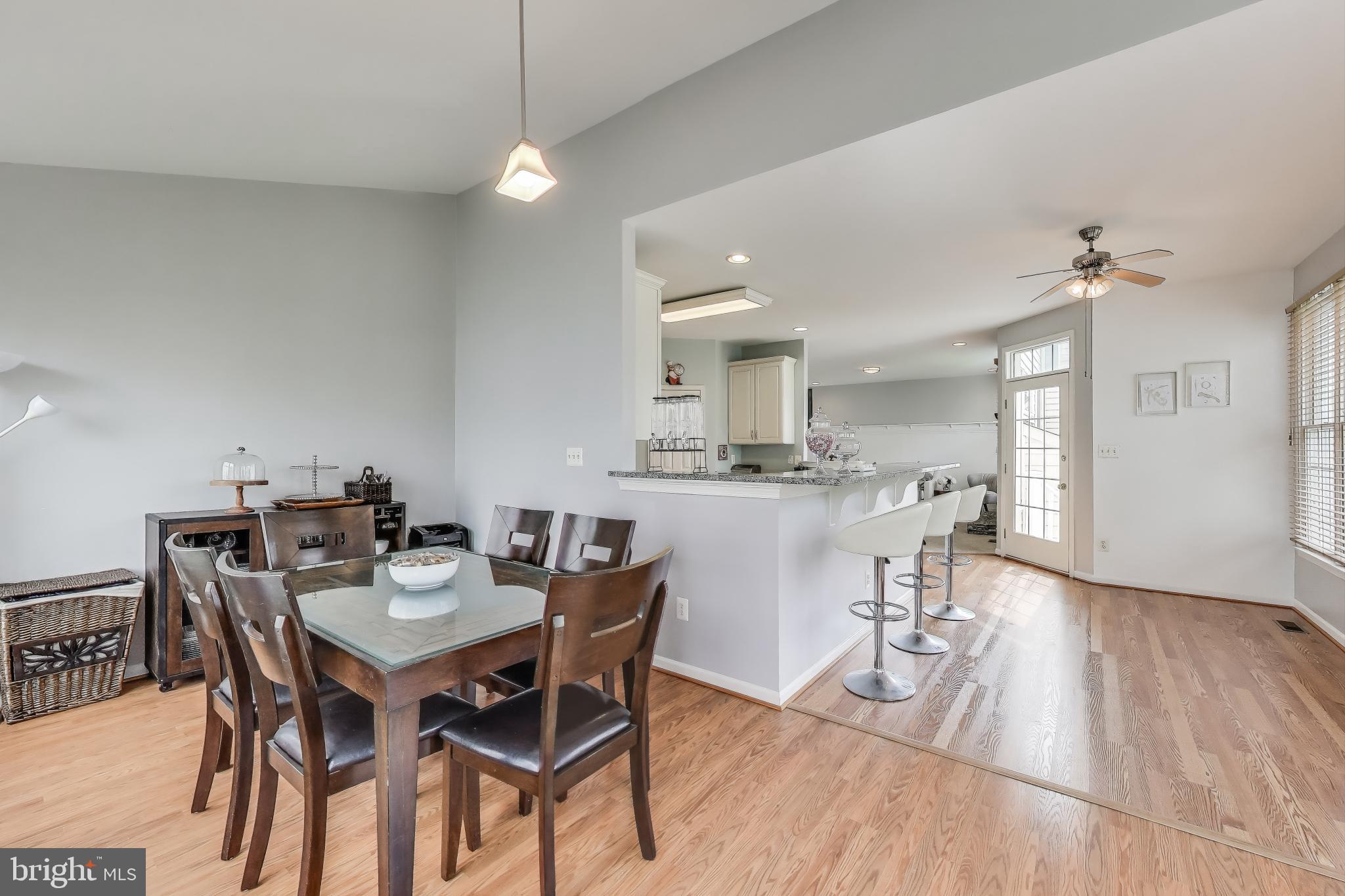 42647 Harris Street Chantilly, VA 20152 - Photo 15 of 54
