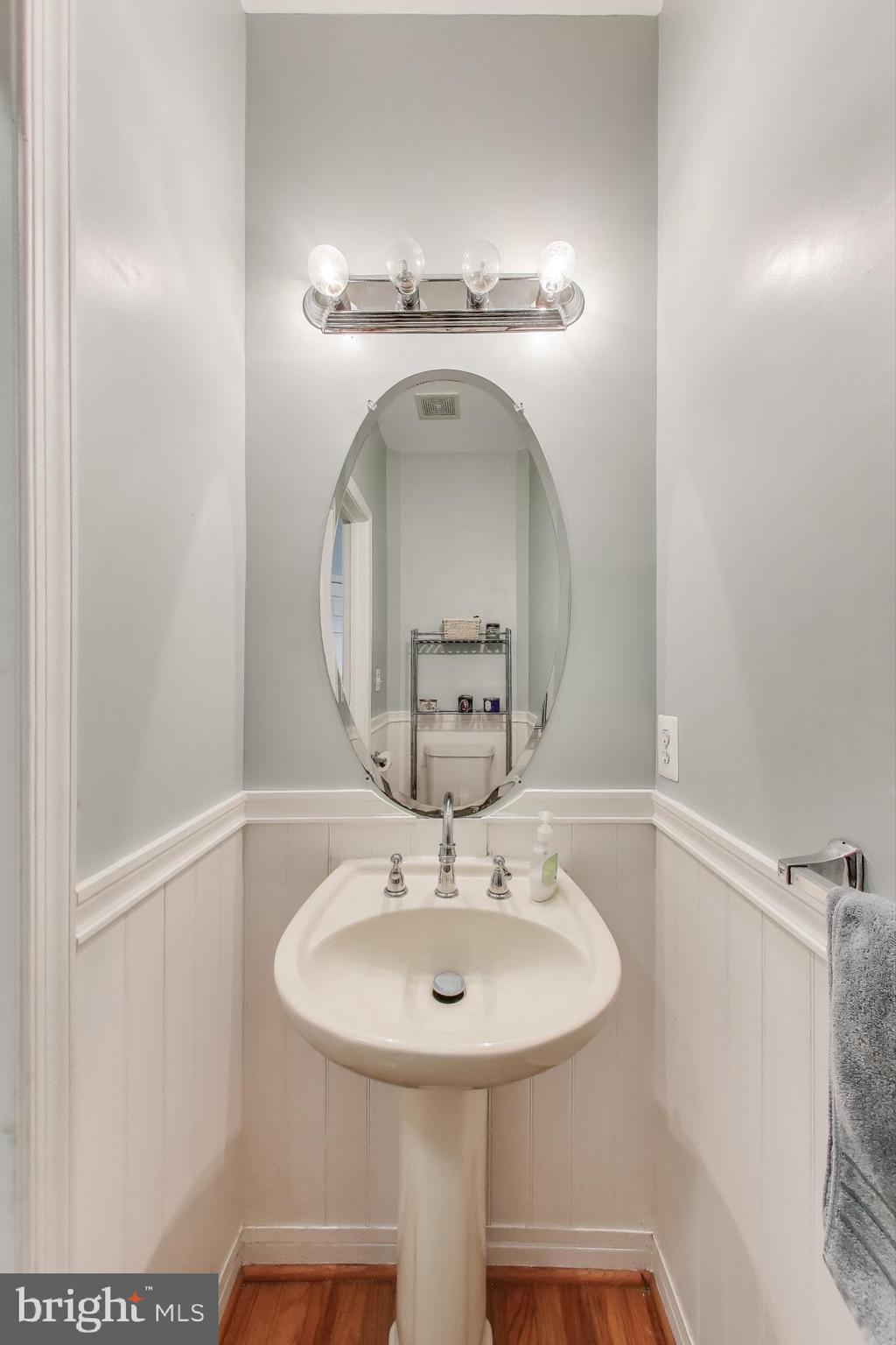 42647 Harris Street Chantilly, VA 20152 - Photo 19 of 54