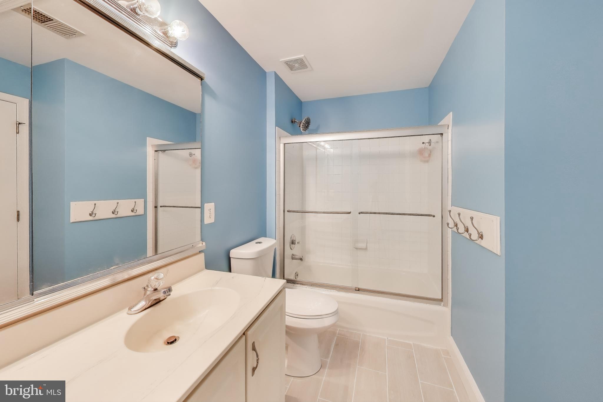 42647 Harris Street Chantilly, VA 20152 - Photo 35 of 54