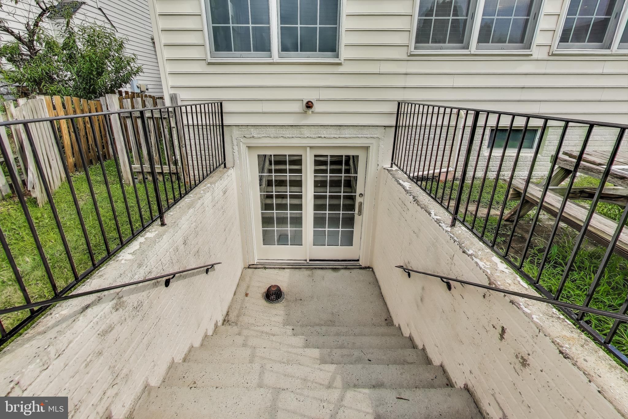 42647 Harris Street Chantilly, VA 20152 - Photo 44 of 54